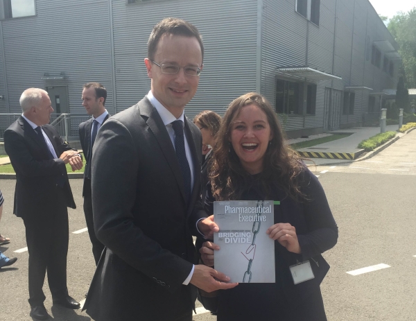 PharmaBoardroom's Roxane Höck meets Foreign & Trade Minister Péter Szijjártó at the opening of GSK's new facility