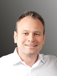 Beat Berger – CEO; Uwe Schmelzer – Director of Sales and Marketing, DCS Pharma, Switzerland