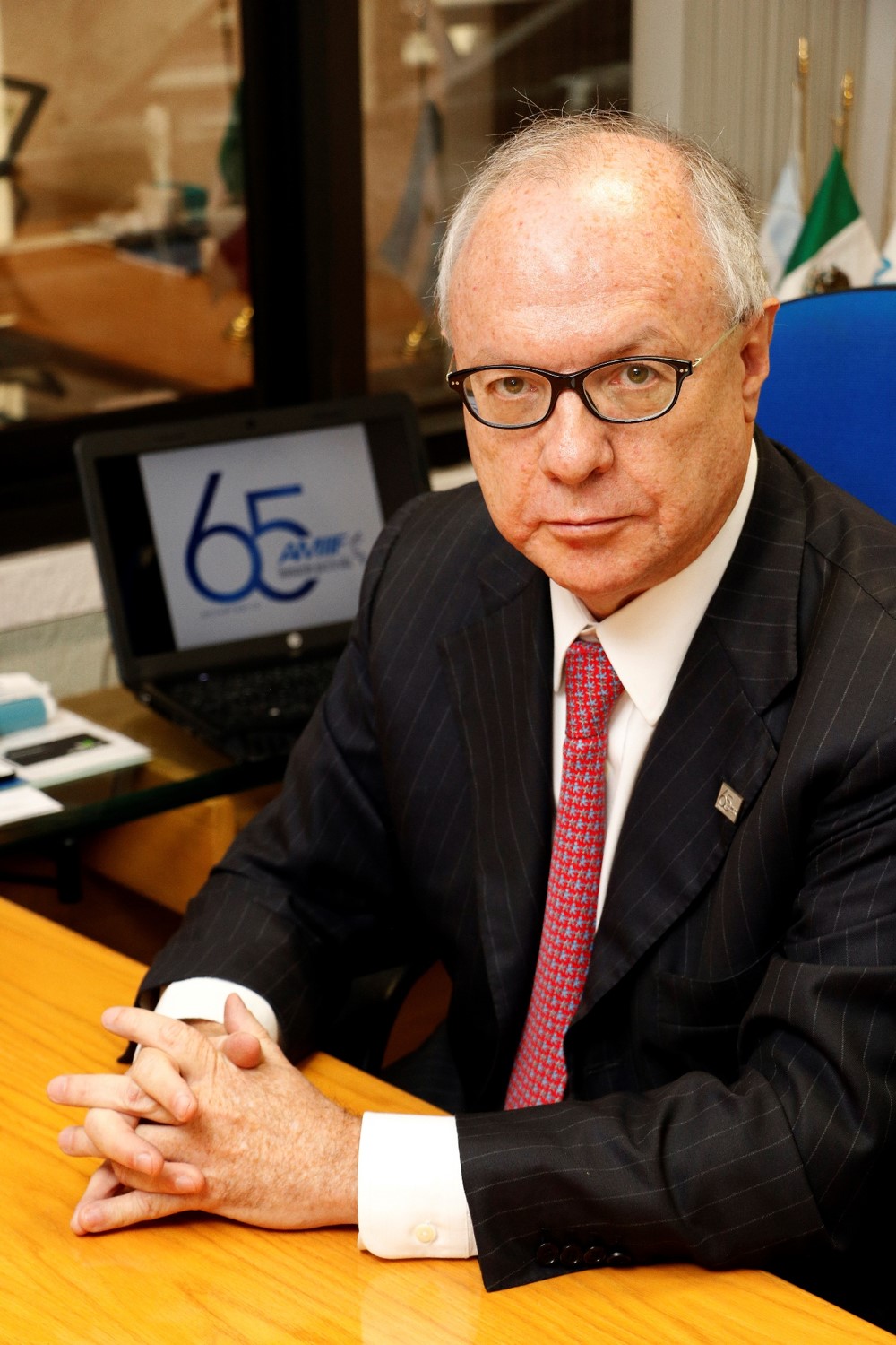 Cristobal Thompson