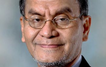 Datuk Seri Dr. Haji Dzulkefly bin Ahmad – Minister of Health, Malaysia