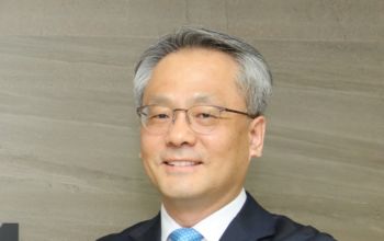 Kyungjin Peter Kim – CEO, ST Pharm, South Korea