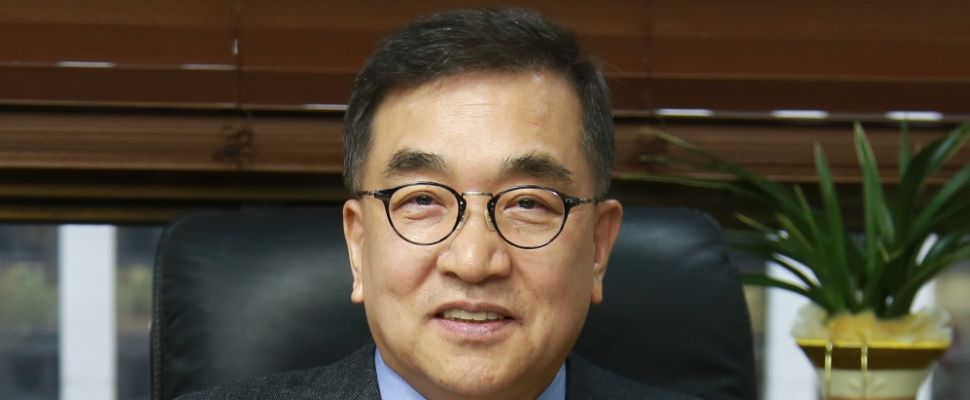 Kyung Kook Lee – Chairman, KMDIA, South Korea