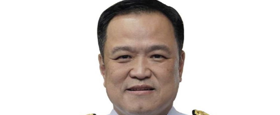 Anutin Charnvirakul – Deputy Prime Minister & Minister of Public Health, Kingdom of Thailand