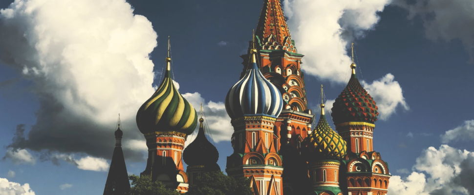 Russia First Mover in Approving COVID-19 Vaccine Amid Widespread Criticism