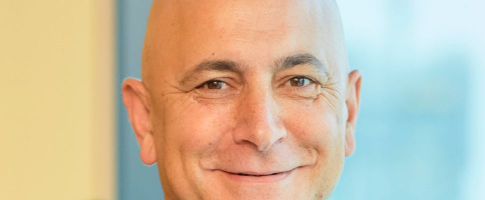 Luis Iglesias – President & Head of EMEA, Santen