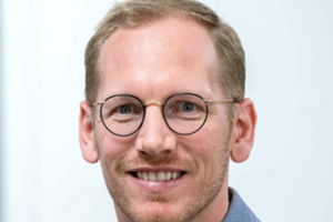 Vincent Forster – CEO, Versantis