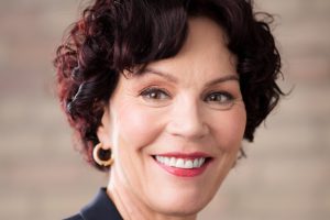Bettina Hamelin