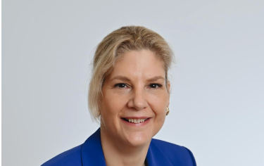 Nienke Feenstra – General Manager, Takeda France