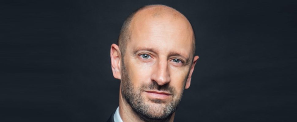 Olivier Zambelli – President & General Manager, Astellas Pharma France